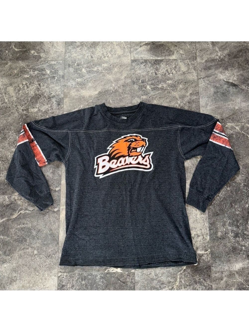 OSU Beavers Gray Long Sleeve Shirt Size Medium